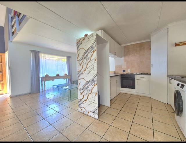 1.5 BEDROOM DUPLEX FOR SALE IN DALPARK EXT 11
